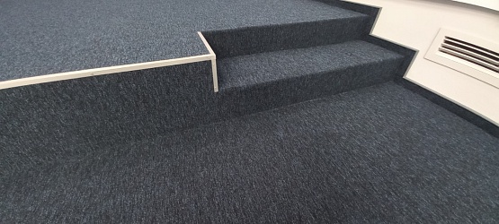 Укладка ковролина -400м2